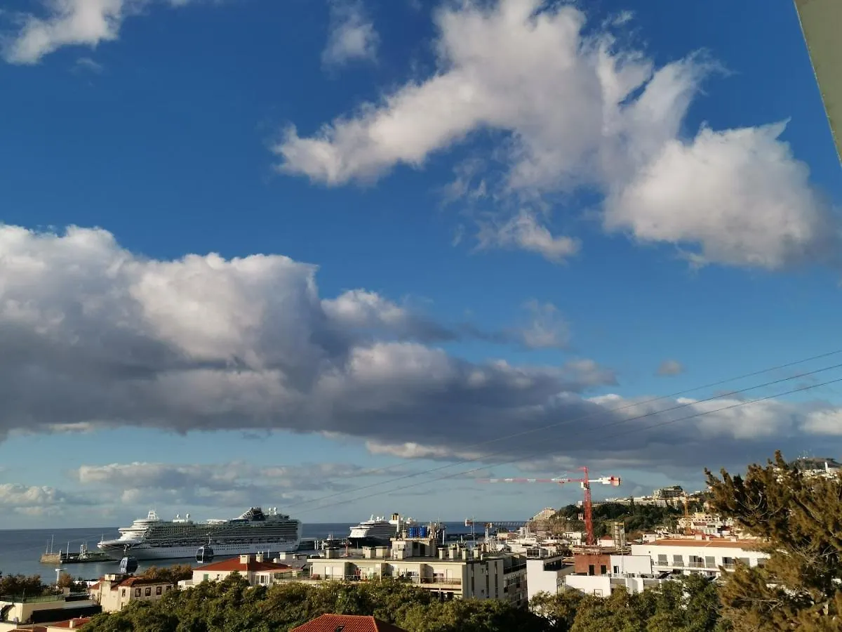 D Apartment - Your Home With Breathtaking Views Funchal